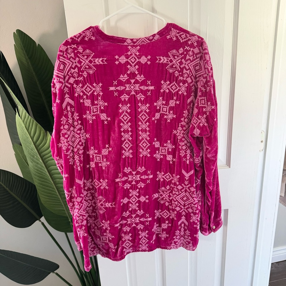 Johnny Was Fuchsia Pink Embroidered Button-Down Top - Picture 6 of 7